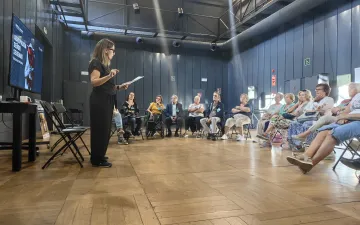 Escuela de Espectadores Sénior: Historia del Amor - Marta Ruiz 