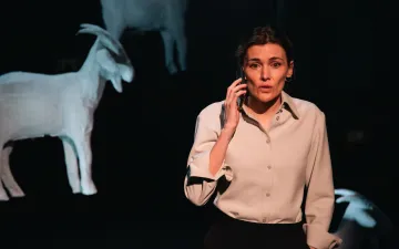 Tres noches en Ítaca 