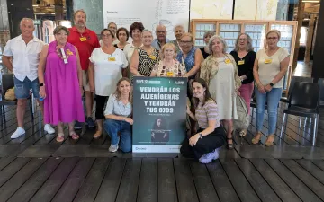 Taller-coloquio Escuela de Espectadores Sénior “Vendrán los alienígenas y tendrán tus ojos” 